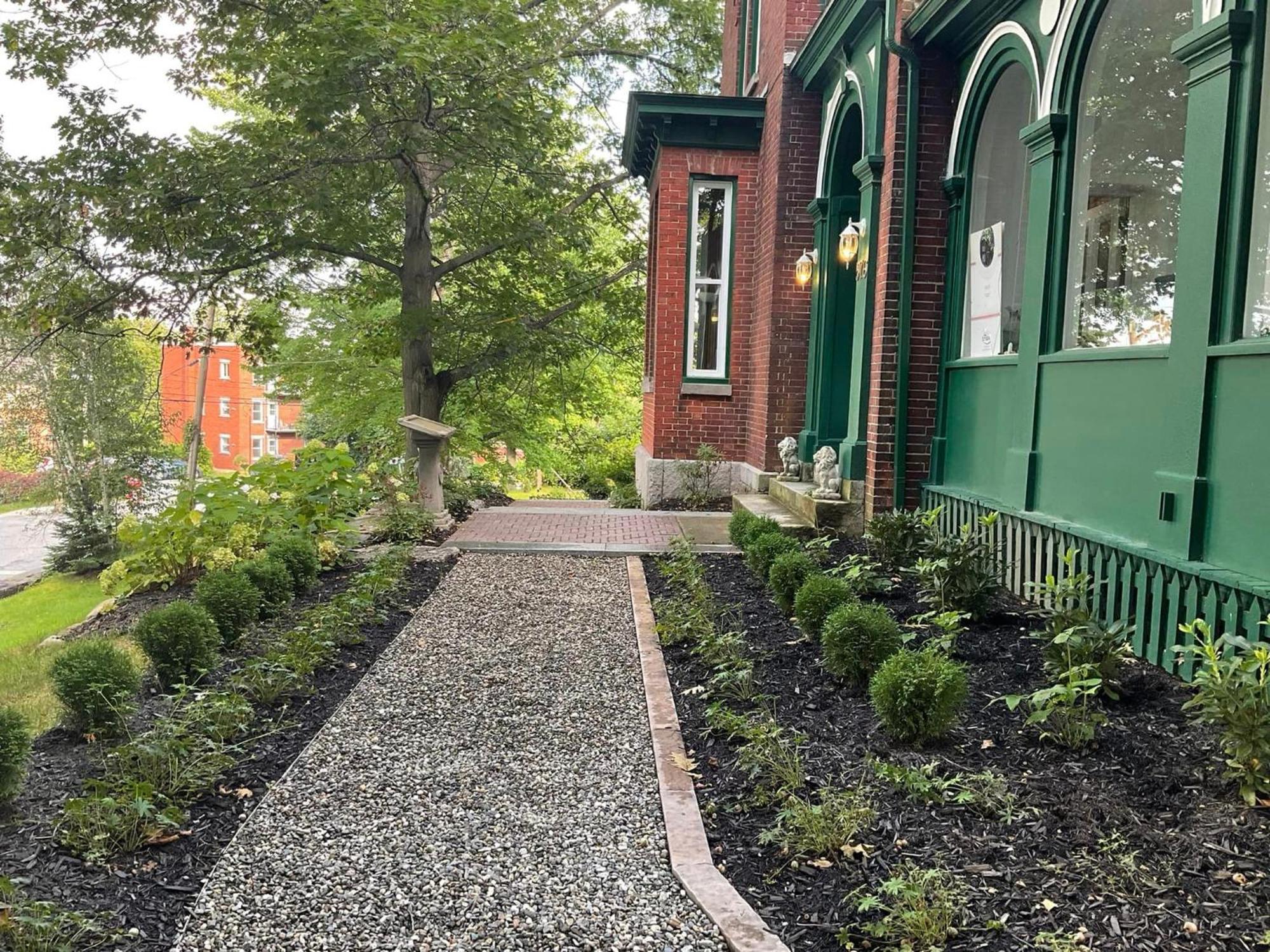 Ile De Garde B&B Sherbrooke Bagian luar foto
